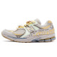 New Balance NB 2002R