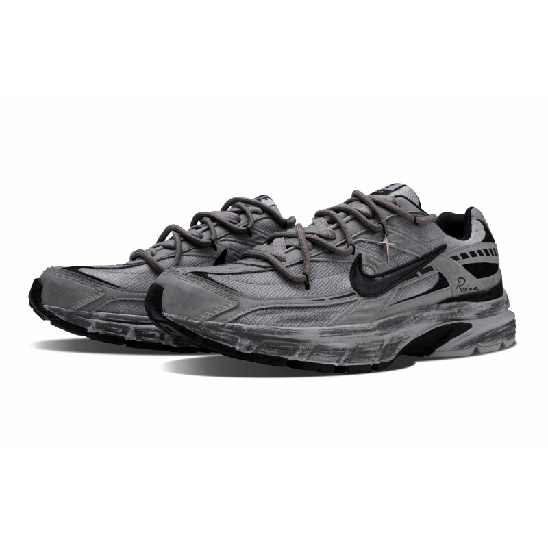 Nike Initiator
