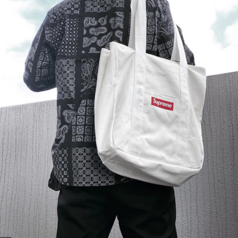 Supreme FW20 Week 5 Canvas Logo Tote