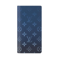 LOUIS VUITTON Brazza Monogram Gradient