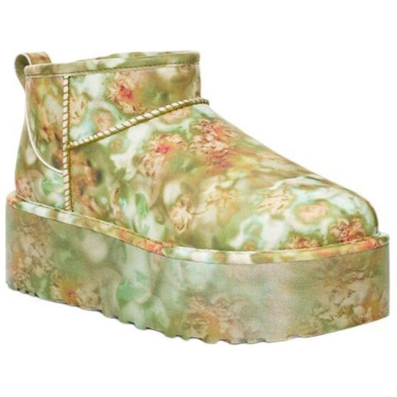 COLLINA STRADA x UGG