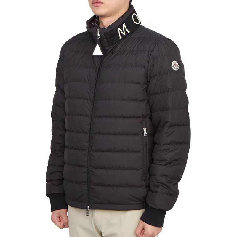 Moncler SS23 akio