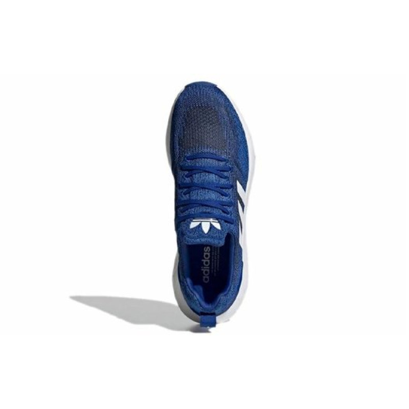 adidas originals Swift Run 22