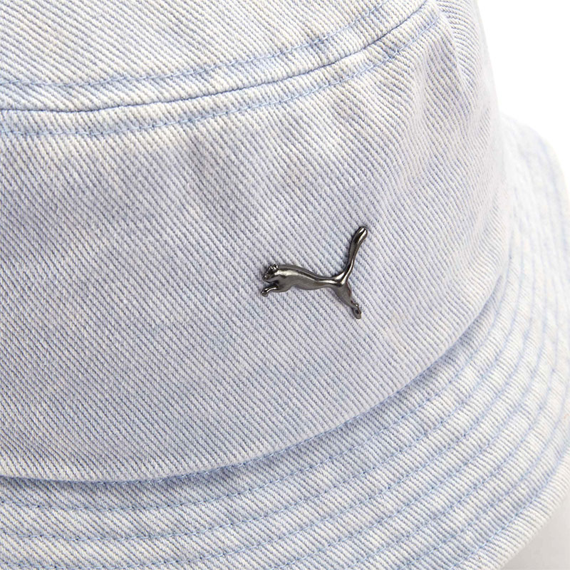PUMA -