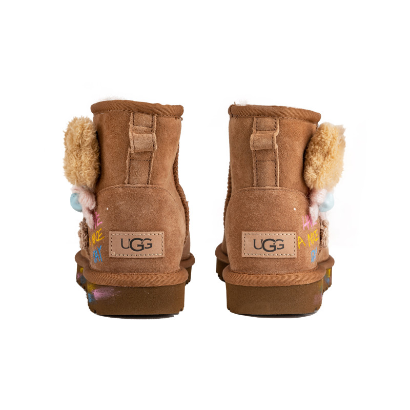 UGG CLASSIC MINI
