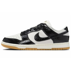 Nike Dunk LX