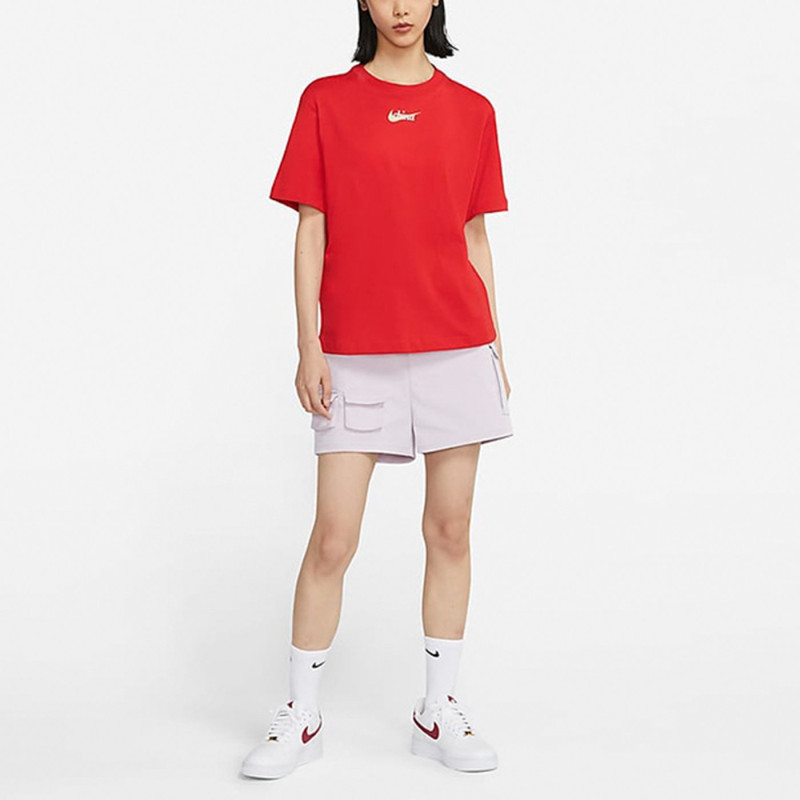 Nike Sportswear LogoT