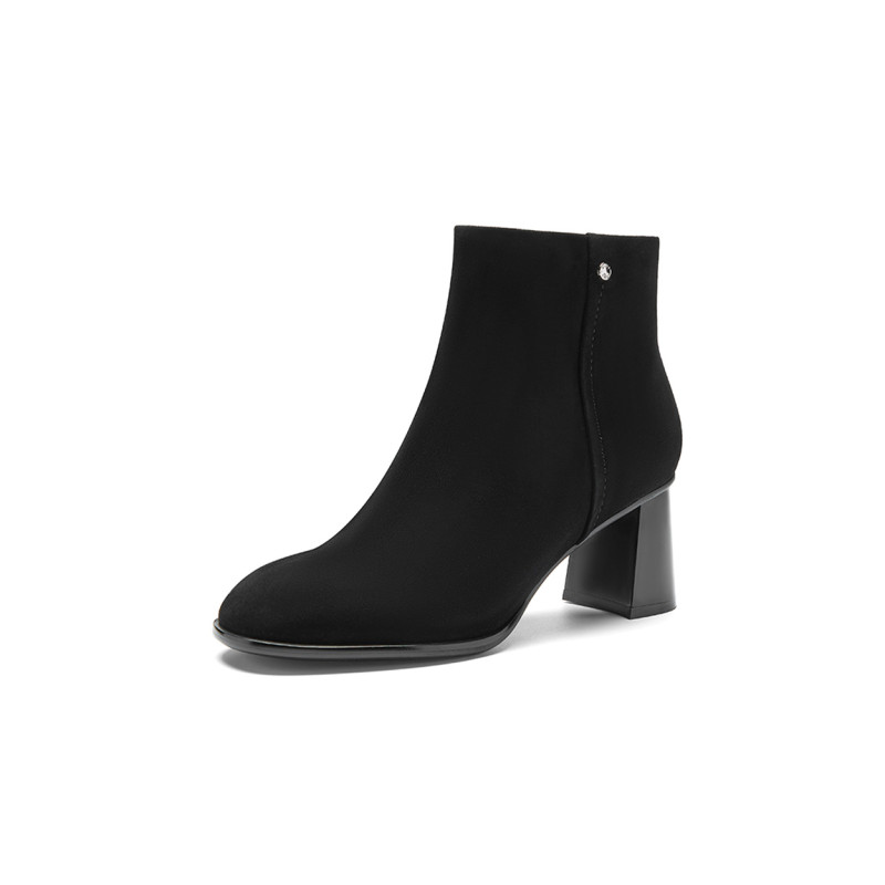 NINE WEST