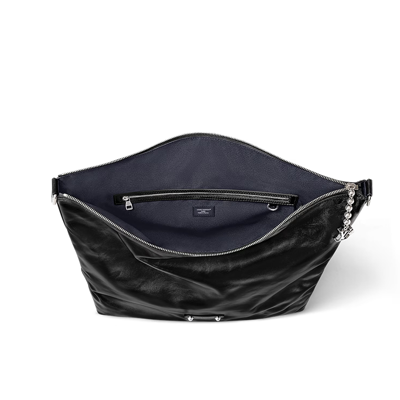 LOUIS VUITTON VAGABOND Hobo
