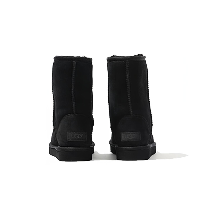 UGG Classic Short II