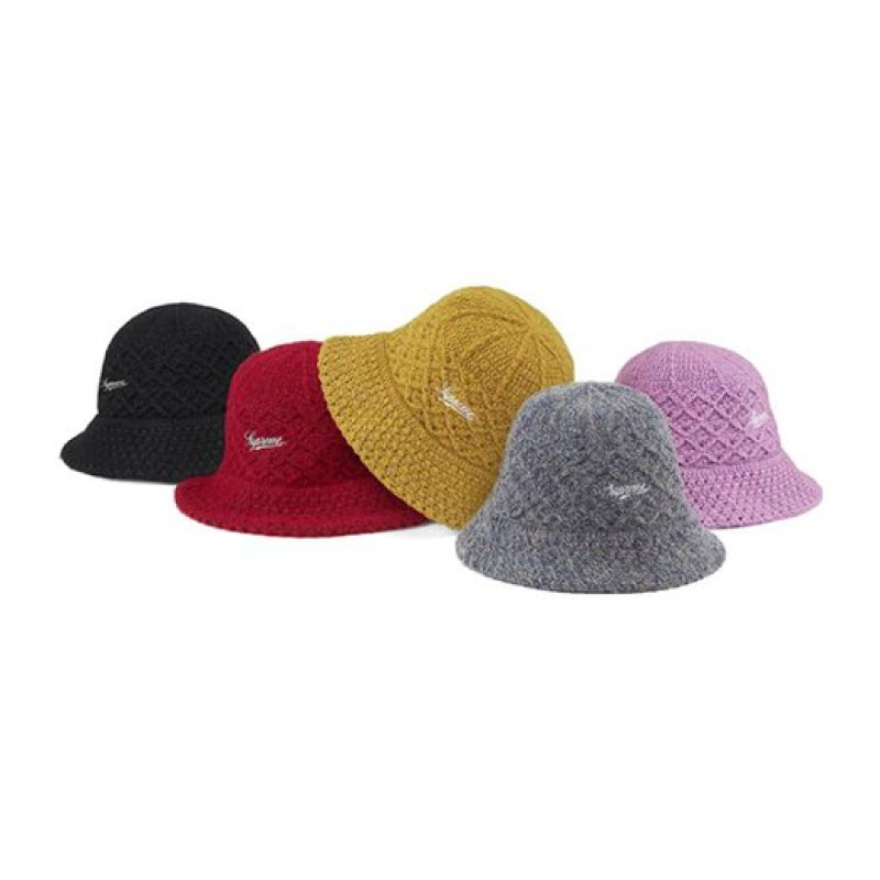 Supreme Supreme FW22 Week 10