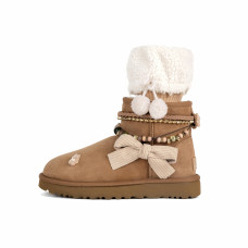 UGG Classic Mini II