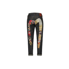 EVISU M