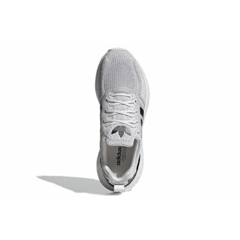 adidas originals Swift Run 22