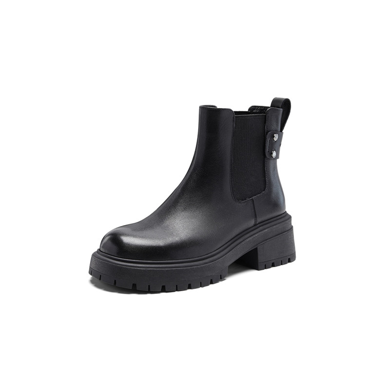 NINE WEST