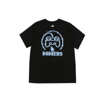 MLB T