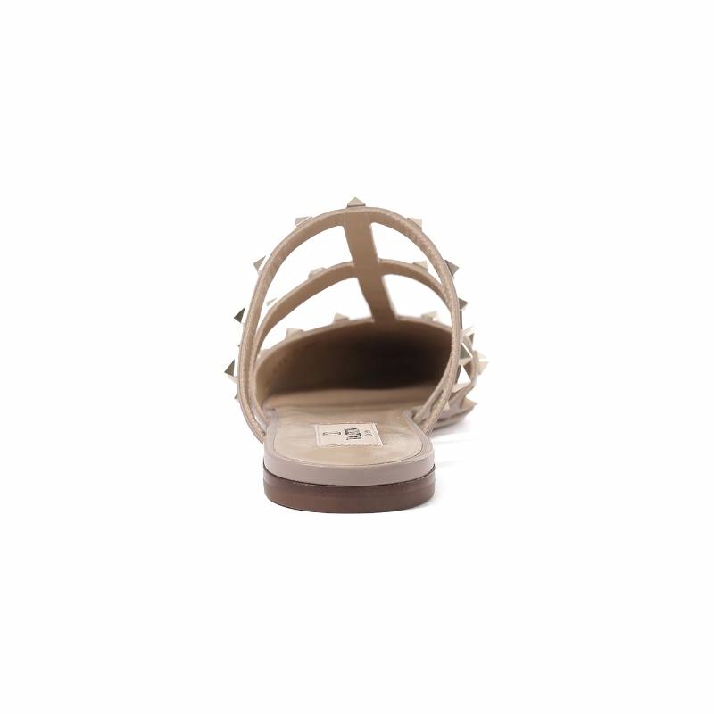 Valentino Rockstud