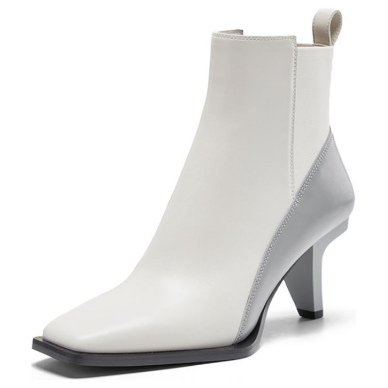 NINE WEST