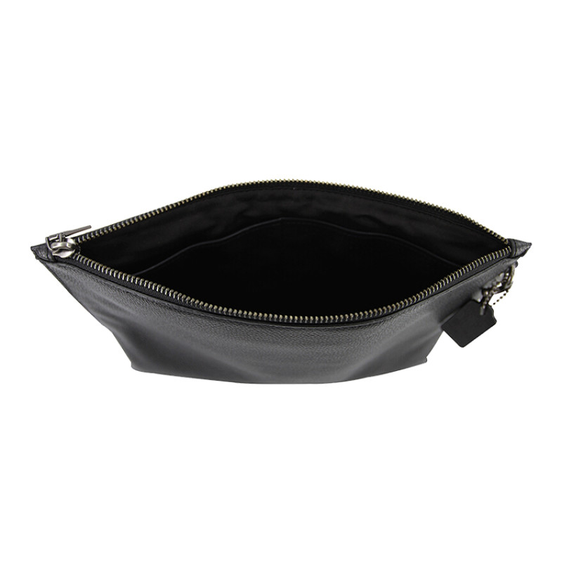 COACH Pouch 29