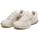 New Balance NB 2002R