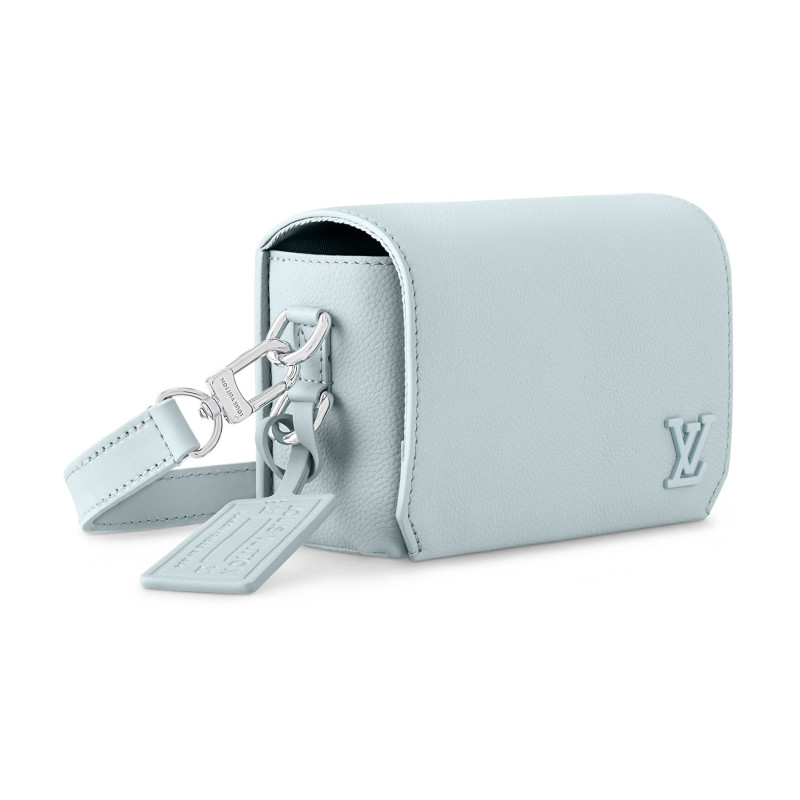 LOUIS VUITTON Fastline