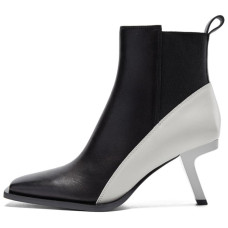 NINE WEST