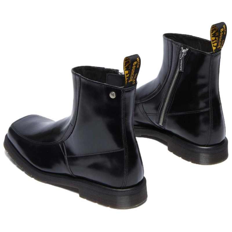 Dr.Martens