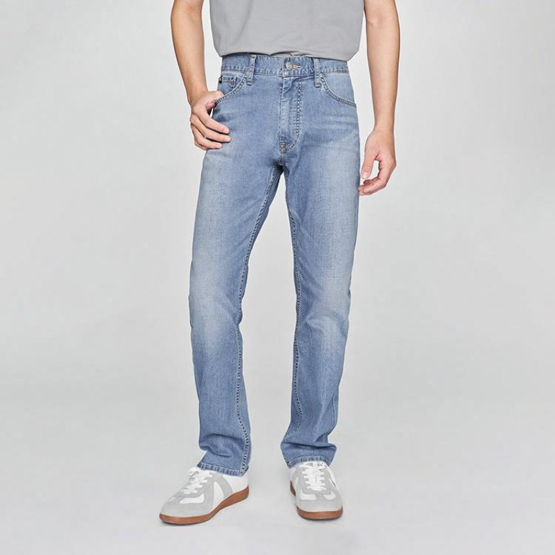 Lee SS25