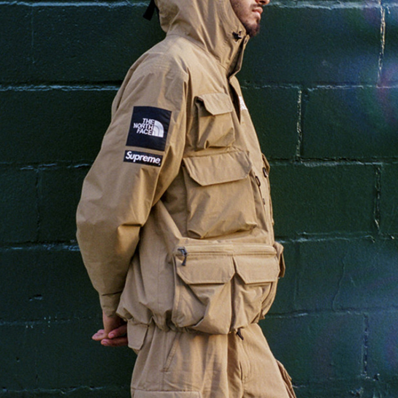 Supreme SS20 Week 13 x The North Face Cargo Jacket