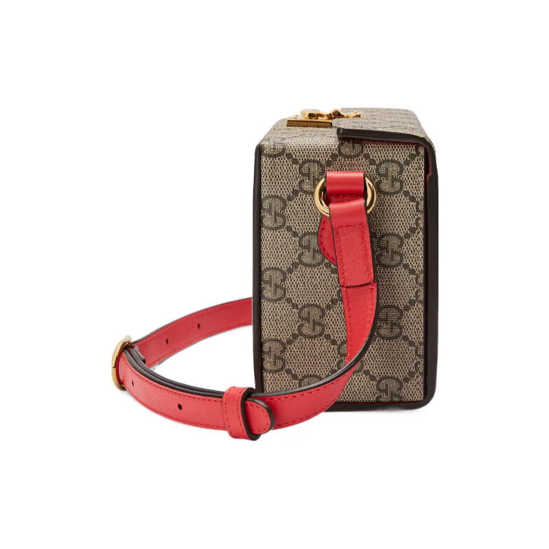 GUCCI LOVE Logo