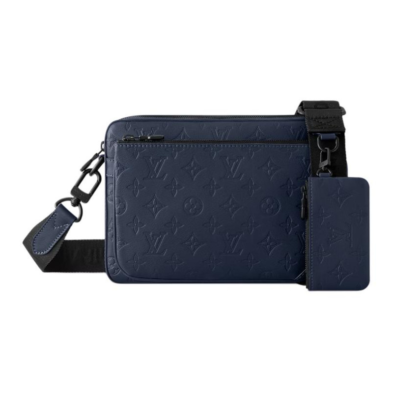 LOUIS VUITTON Trio Messenger