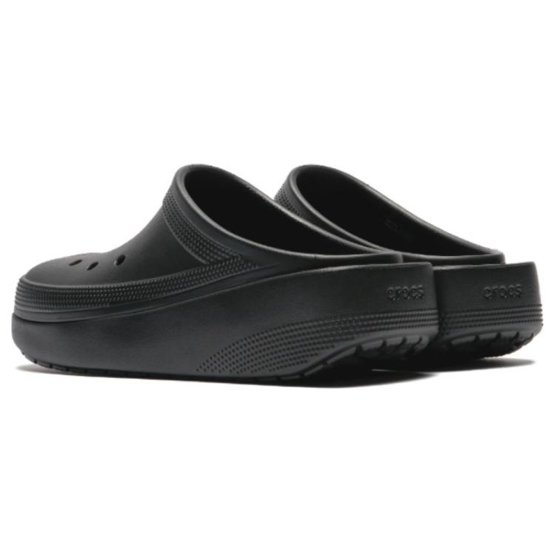 Crocs Blunt Toe