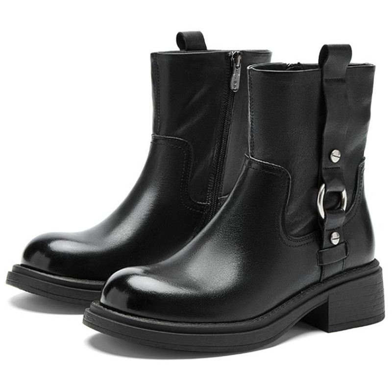 NINE WEST