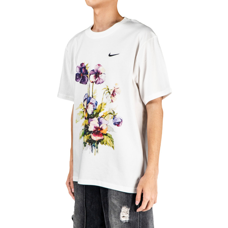 Nike T