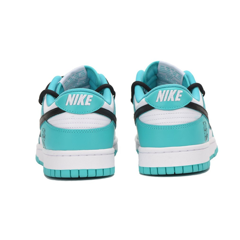 Nike Dunk vibe