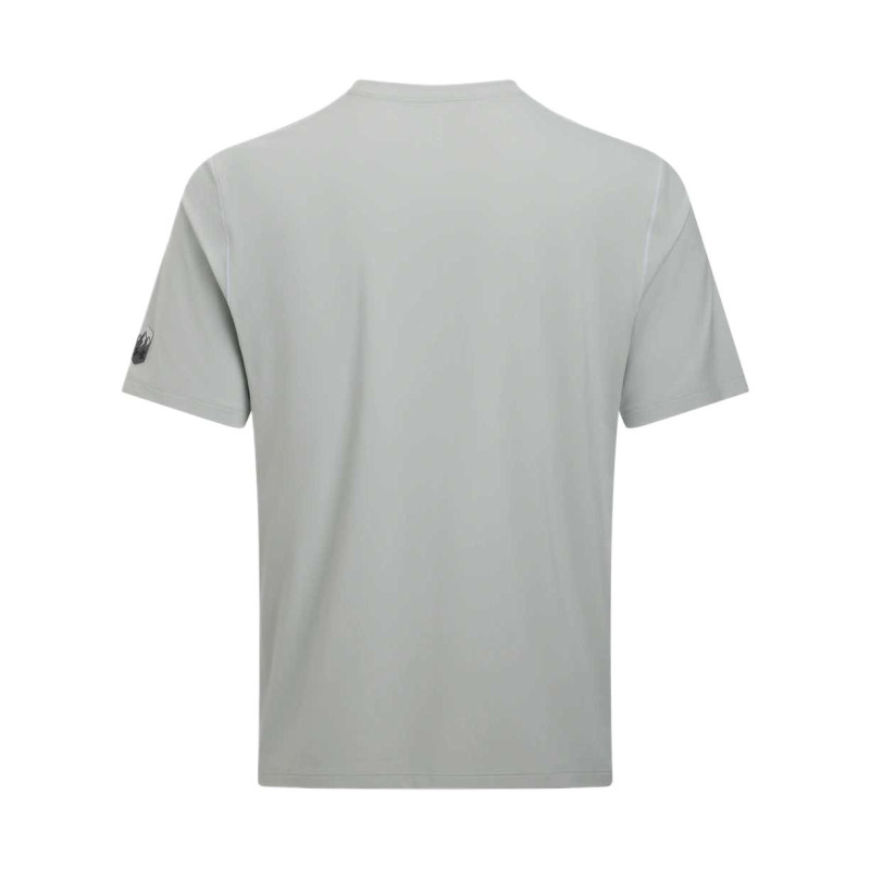 Under Armour T