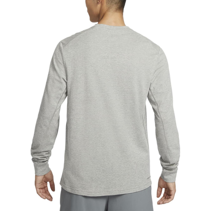 Nike PRIMARY DRI-FIT T