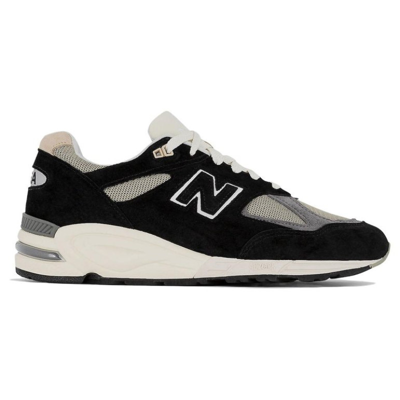 New Balance Teddy MadeNB 990 V2