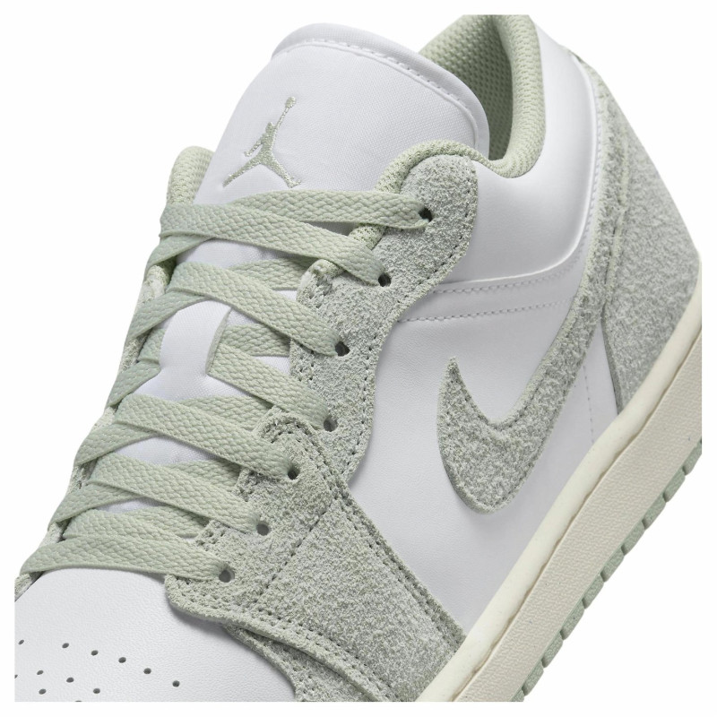 Jordan Air Jordan 1 Low