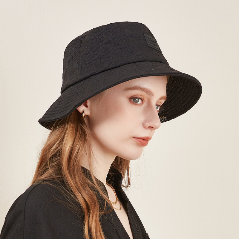 ELLE