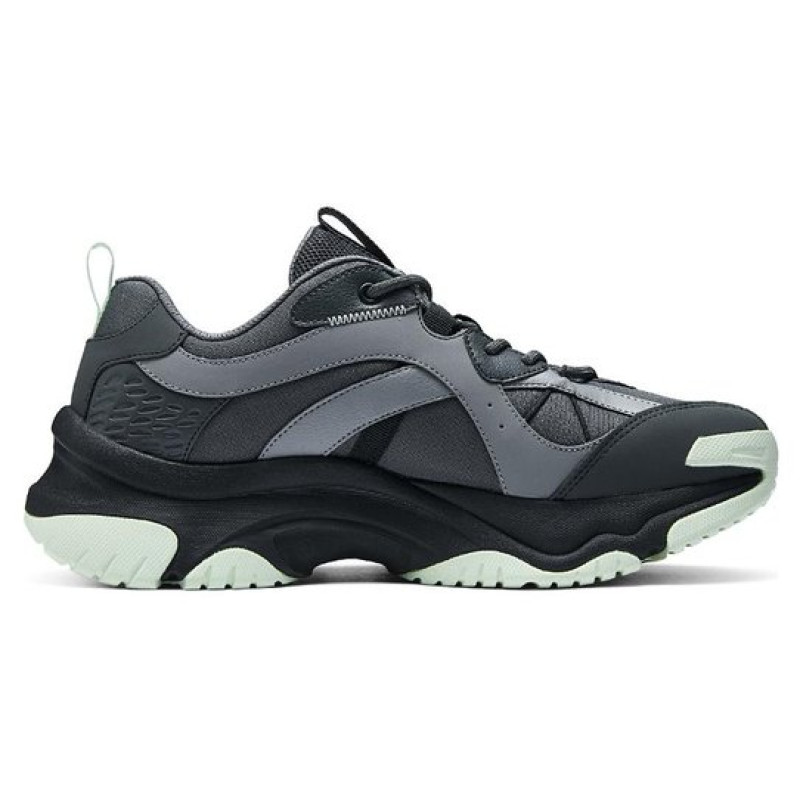 Skechers Street