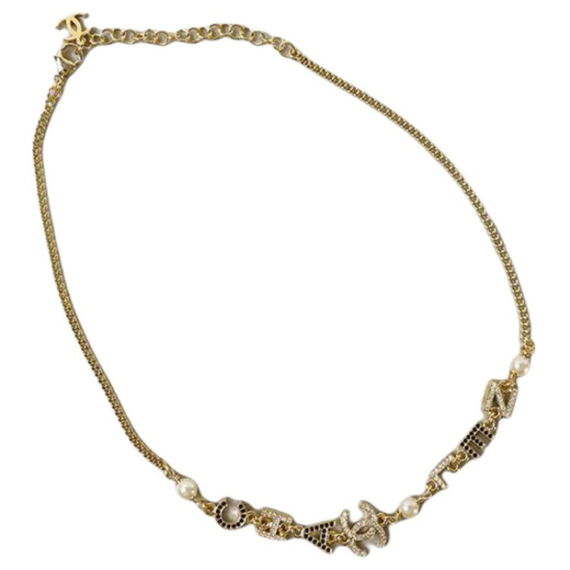 CHANEL -