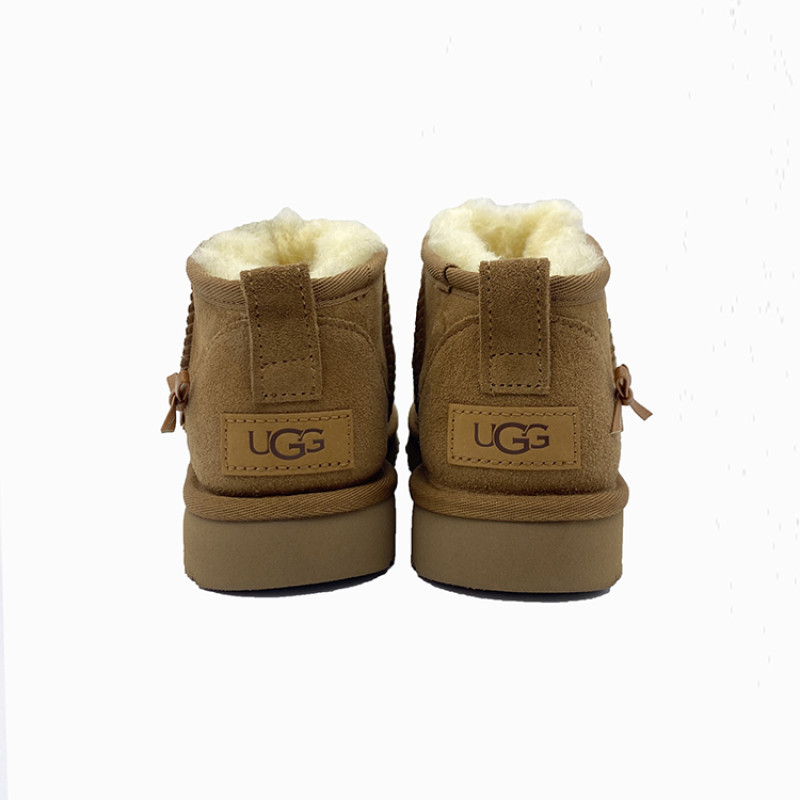 UGG CLASSIC ULTRA MINI