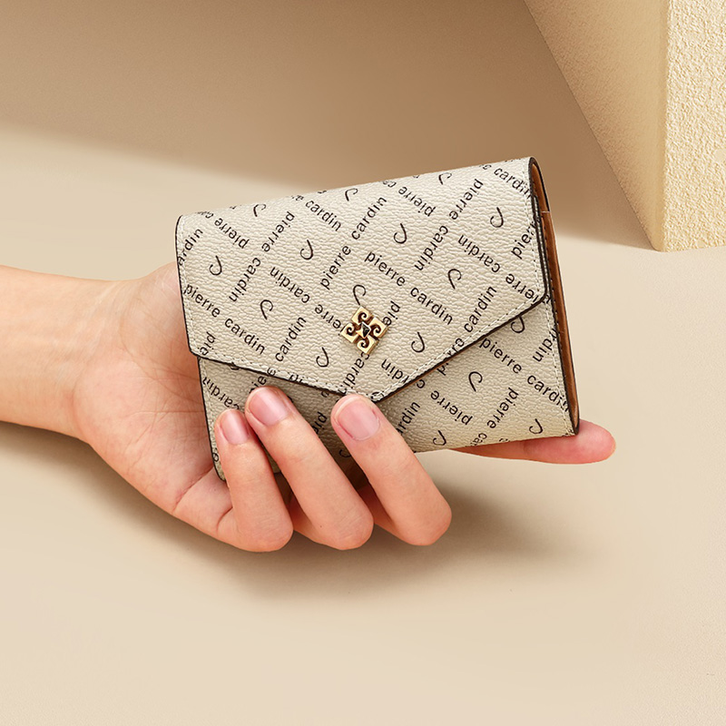 PIERRE CARDIN pvc