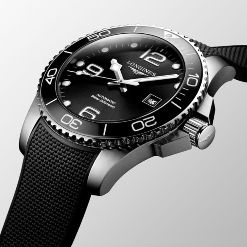 LONGINES 300 43mm L3.782.4.56.9