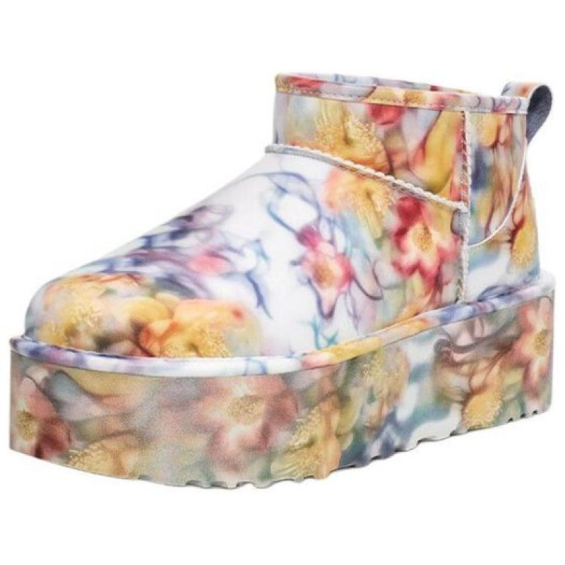 COLLINA STRADA x UGG