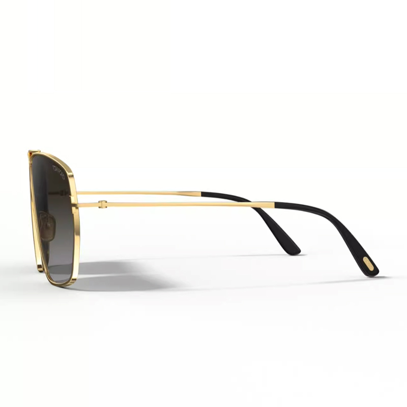 TOM FORD