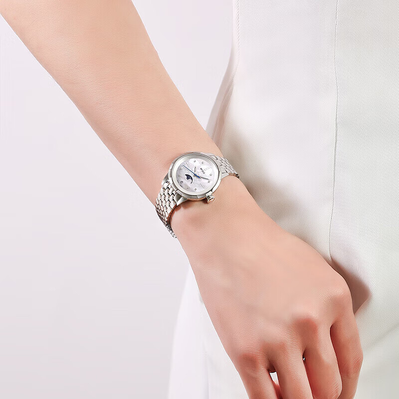 MIDO 31mm 31 M043.023.11.106.00