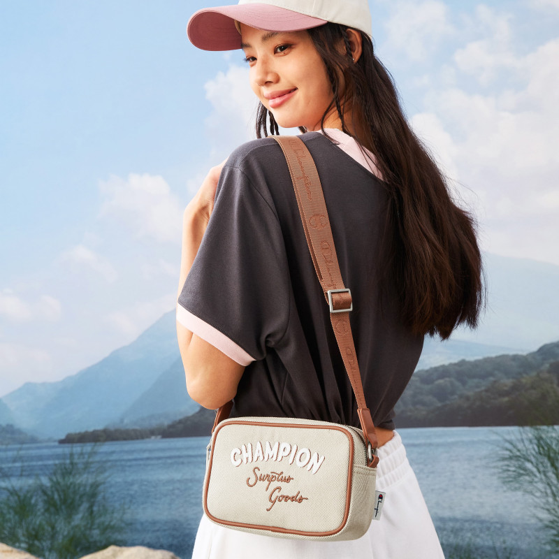 Champion Champ Camera Bag Logo