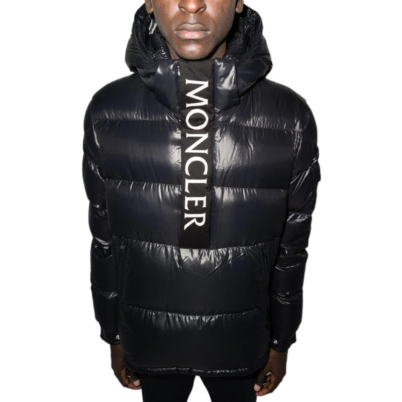 Moncler Maury FW22 Logo